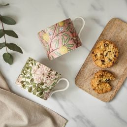 Fruit & Honeysuckle Set of 2 Mugs, Pink Pink